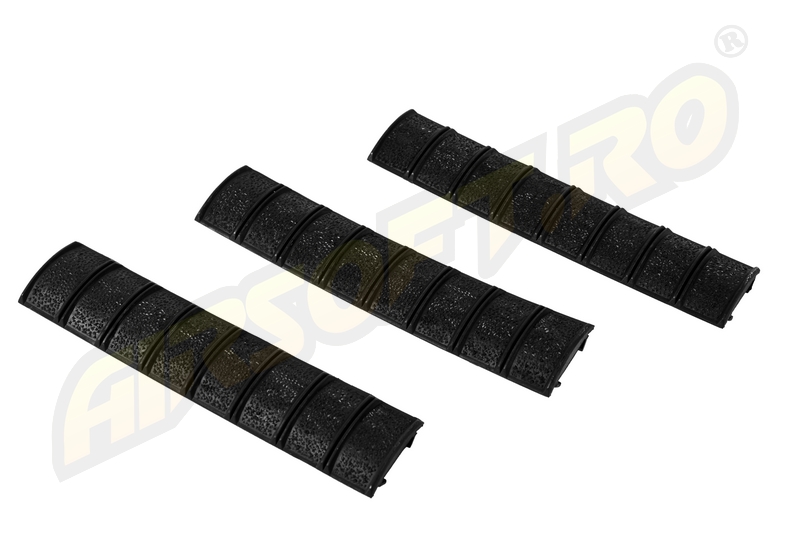 Checkered rail cover